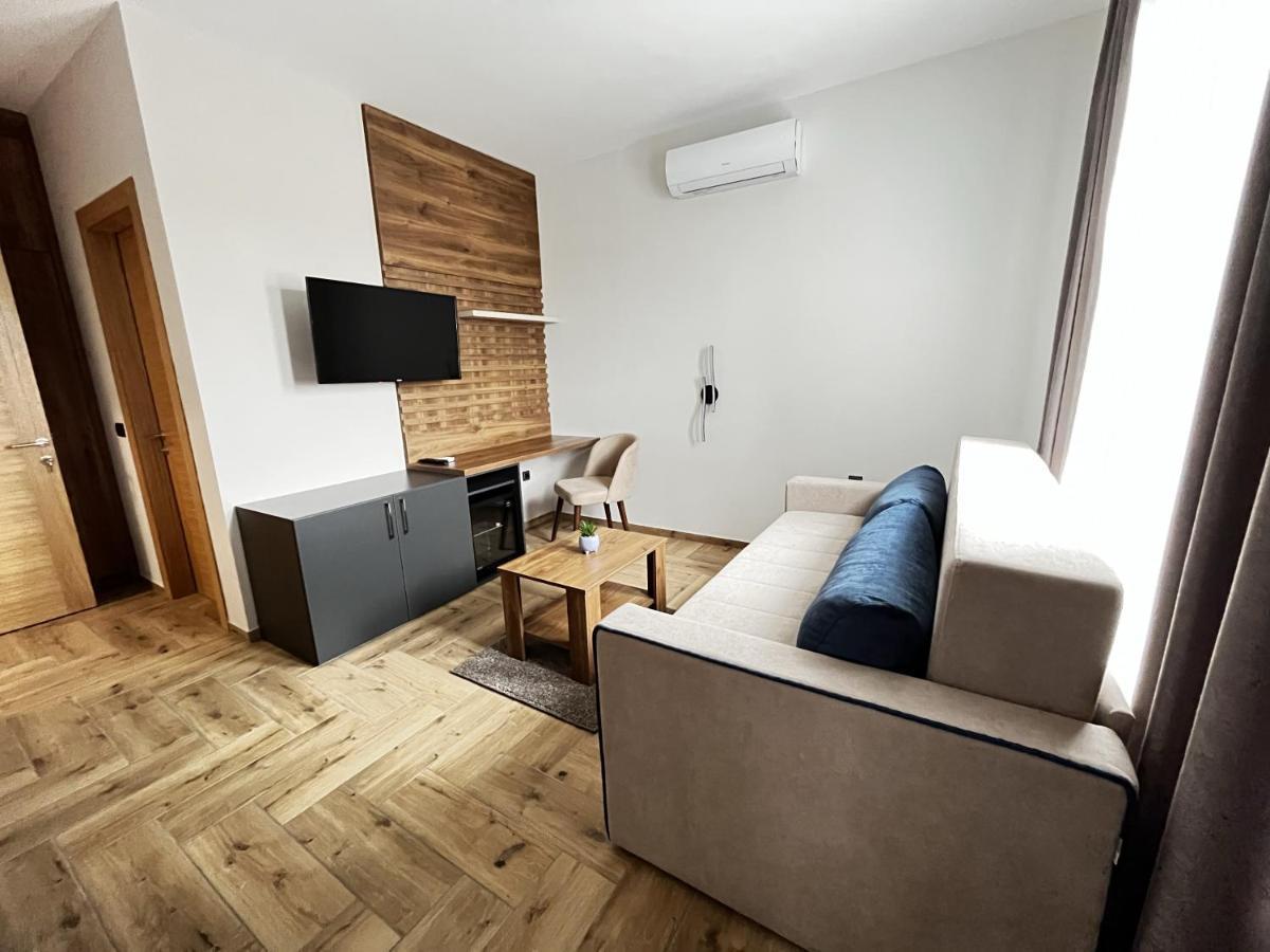 Caka Luxury Rooms & Restaurant Ćuprija 外观 照片